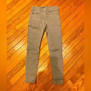 Liverpool Jeans Company Jeggings Burgundy size 0/25 petite super soft